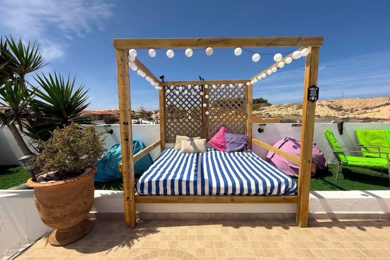 balinese bed
